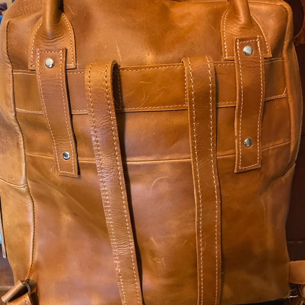 Gorgeous backpack - Picture 5 of 5